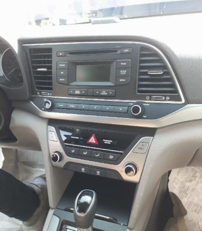 Мультимедийная панель для Hyundai Elantra 2017
